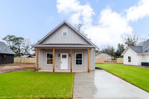 2656 Hendricks St, Gladewater, TX, 75647-4322 | Card Image