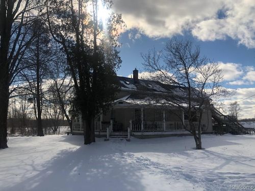 11270 N Rushton Rd, South Lyon, MI, 48178-9361 | Card Image