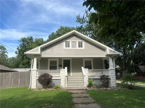 505 S 2nd St, Odessa, MO, 64076-1407 | Card Image