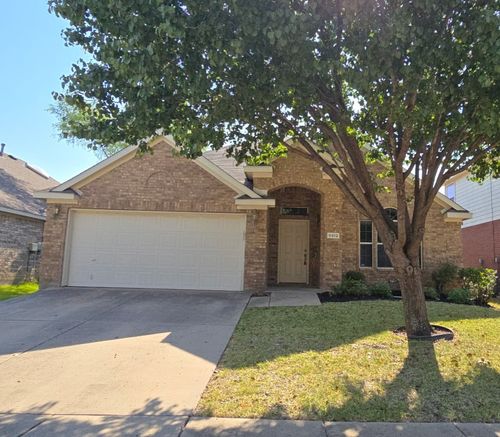 9912 Shelburne Rd, Fort Worth, TX, 76244-8522 | Card Image