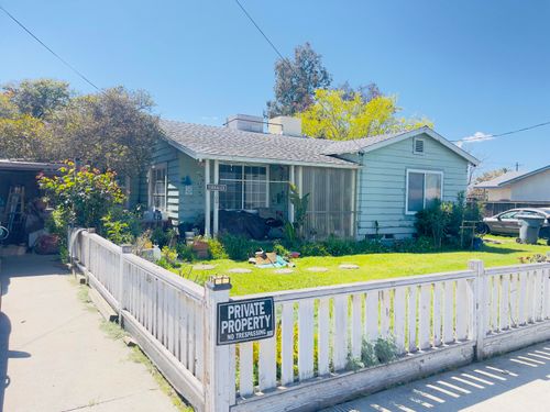 1001 W 7th St, Hanford, CA, 93230-4929 | Card Image