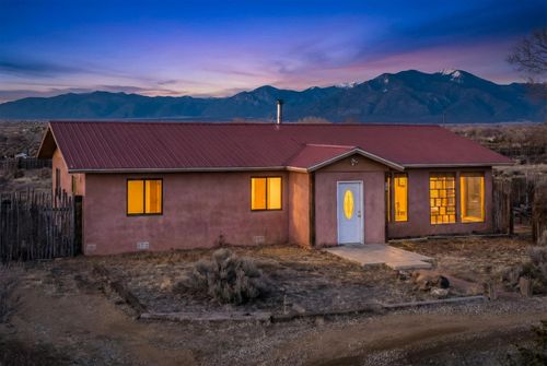 167 Cuchilla Rd, Ranchos de Taos, NM, 87557-8722 | Card Image