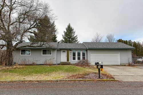 5617 N Haye St, Newman Lake, WA, 99025-8645 | Card Image