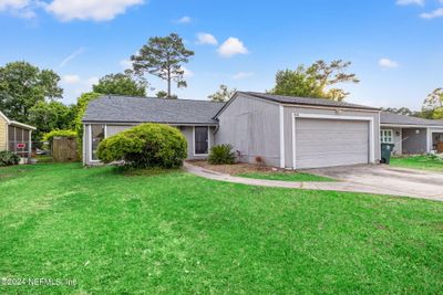 2538 Green Spring Drive, House other with 3 bedrooms, 2 bathrooms and null parking in Jacksonville FL | Image 2