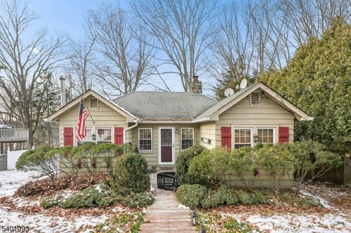 54 Hillside Rd, Sparta, NJ, 07871-2014 | Card Image