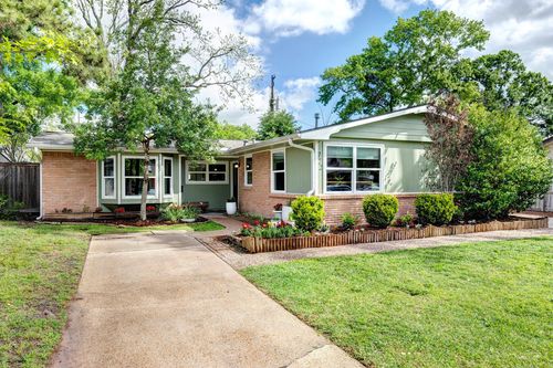 722 Azaleadell Dr, Houston, TX, 77018-4418 | Card Image
