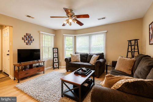 507 Shepherds Way, HOLLAND, PA, 18966-2658 | Card Image
