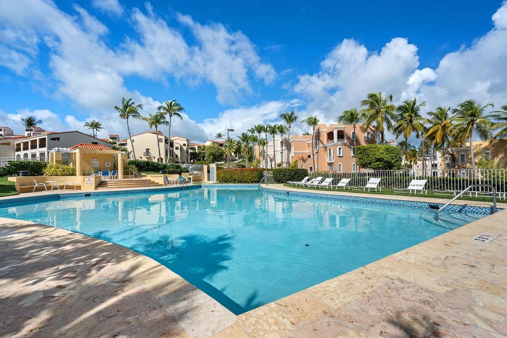 Residential en venta en HUMACAO, 100 CANDELERO RD, 1668 m²