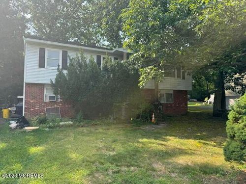 935 Woodlane Rd, Jackson, NJ, 08527-1620 | Card Image