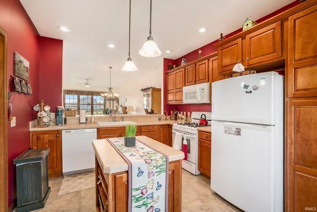 122 River Park Dr, Condo with 3 bedrooms, 3 bathrooms and null parking in Middlebury IN | Image 5