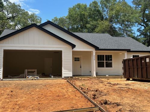 934 Chestwood Ave, Tallahassee, FL, 32303-4635 | Card Image