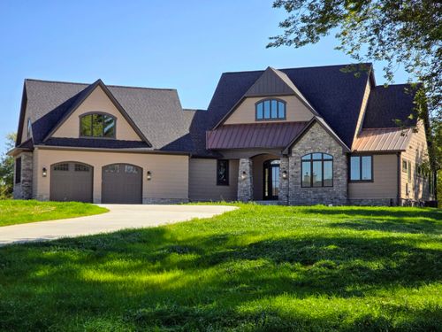 69166 Slating Ln, Bruce Twp, MI, 48065-4148 | Card Image