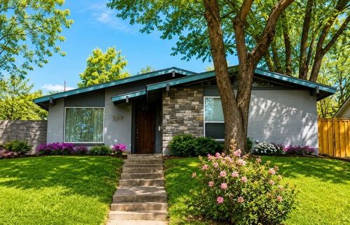 10505 Swallow Ln, Dallas, TX, 75218-2322 | Card Image