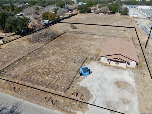 1244 Encino Dr, Pleasanton, TX, 78064-1702 | Card Image