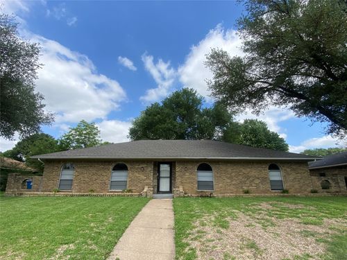 1033 Rosewood Dr, DeSoto, TX, 75115-4127 | Card Image