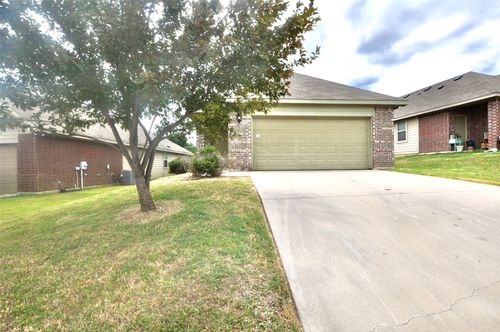 1122 Story Book Ln, Weatherford, TX, 76086-5686 | Card Image