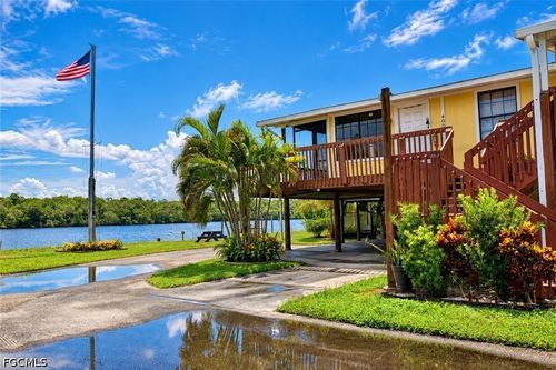 400-202 Broadway St E, Everglades City, FL, 34139 | Card Image