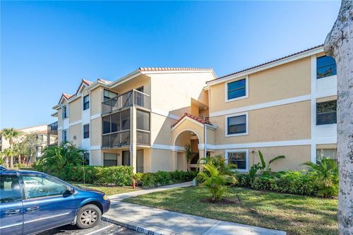 106b6-5701 Riverside Dr, Coral Springs, FL, 33067-2939 | Card Image