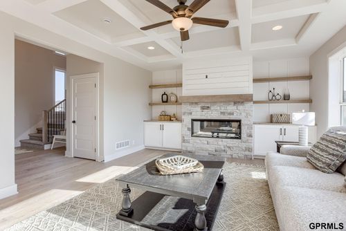 12361 Fenwick St, Papillion, NE, 68046-5064 | Card Image