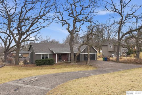 206 Bellevue Blvd S, Bellevue, NE, 68005-2443 | Card Image