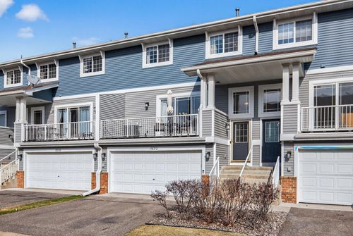 17632 69th Pl N, Maple Grove, MN, 55311-3027 | Card Image