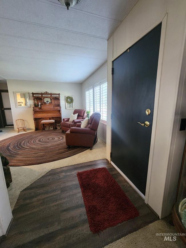 1005 E 00 S, House other with 3 bedrooms, 2 bathrooms and null parking in Declo ID | Image 16