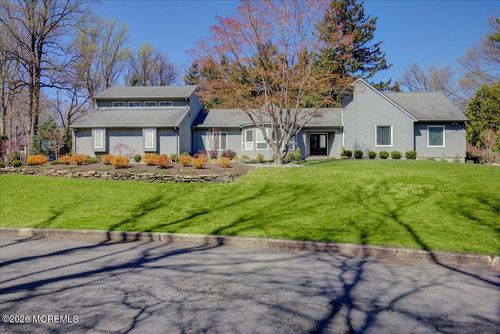 19 Seagull Ln, Lincroft, NJ, 07738-1120 | Card Image