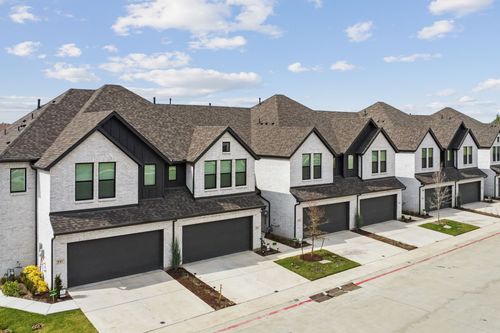 3705 Pierce Ln, Grand Prairie, TX, 75052-8940 | Card Image