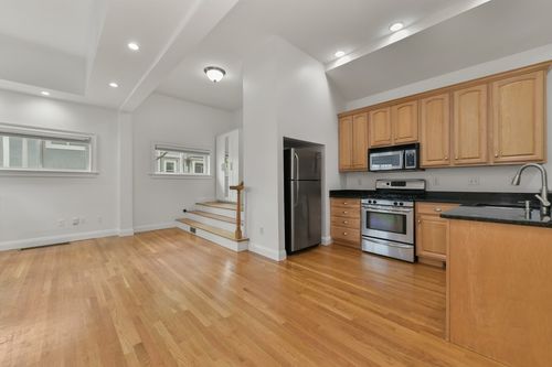1-183 L St, Boston, MA, 02127-4244 | Card Image