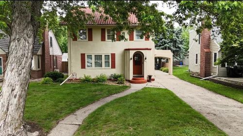 607 Lake Ave, Worthington, MN, 56187-2729 | Card Image