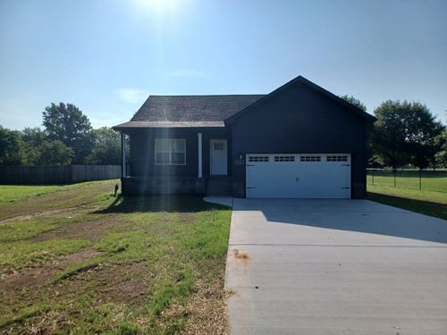 210 Alabama Ave, Oak Grove, KY, 42262-9432 | Card Image