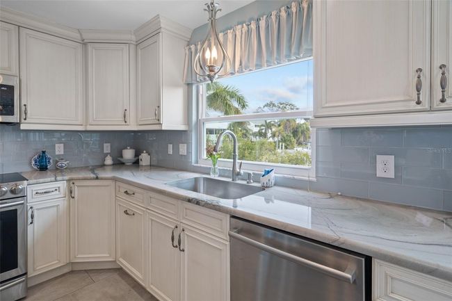 378 Tennessee Ave, House other with 3 bedrooms, 3 bathrooms and null parking in CRYSTAL BEACH FL | Image 18