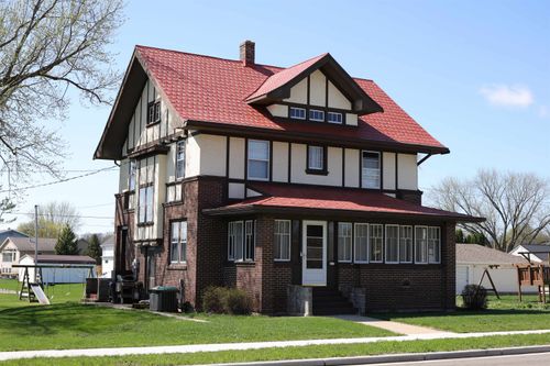 617 E Lake Ave, MONTICELLO, WI, 53570-9651 | Card Image