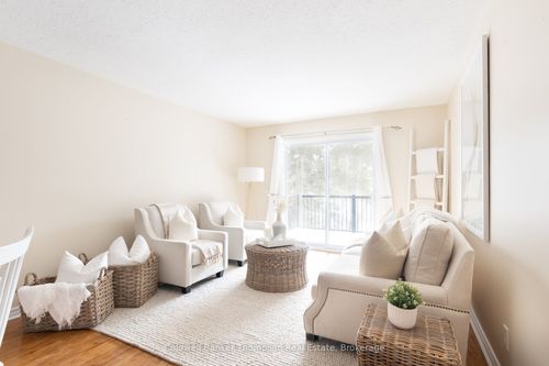 203-4 Legacy Lane, Huntsville, ON, P1H2R2 | Card Image