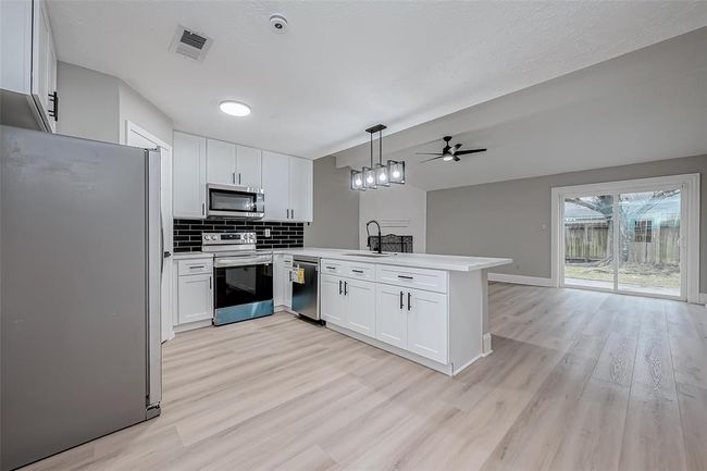 23227 Pine Post Ln, House other with 5 bedrooms, 2 bathrooms and 2 parking in Spring TX | Image 15