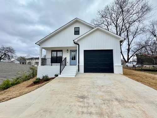 810 E Tuscaloosa St, Florence, AL, 35630-4869 | Card Image