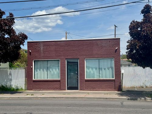 253 E Main St, Klamath Falls, OR, 97601-3295 | Card Image