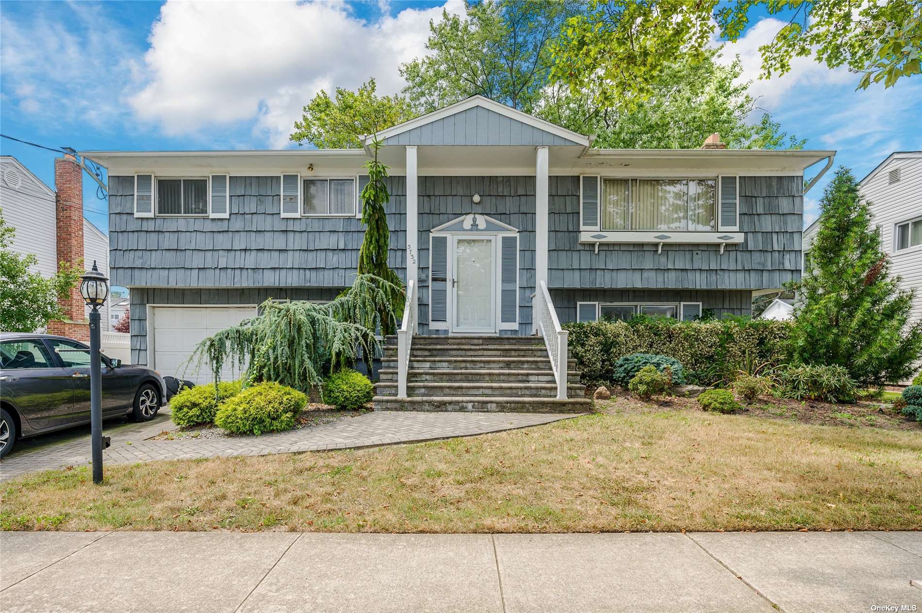 Oceanside Rd, Oceanside, NY 11572