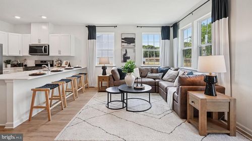 9 Whaler Ave, RUNNEMEDE, NJ, 08078-1765 | Card Image