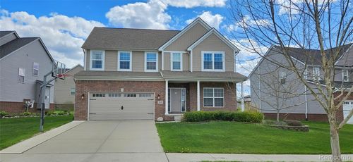 854 Jennifer Ln, South Lyon, MI, 48178-2102 | Card Image
