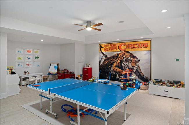 36 Chase Ct, House other with 6 bedrooms, 8 bathrooms and null parking in Bridgehampton NY | Image 29