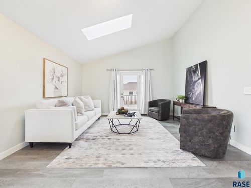 6500 E Steamboat Trl, Sioux Falls, SD, 57110-8541 | Card Image