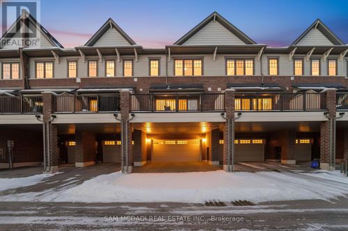 13-185 Bedrock Dr, Stoney Creek, ON, L8J0M5 | Card Image