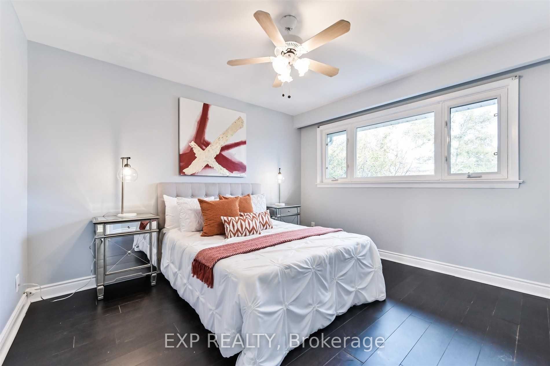 Residential in Toronto W04