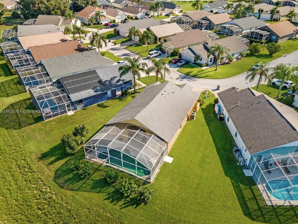 Tivoli Cir, Davenport, FL 33837