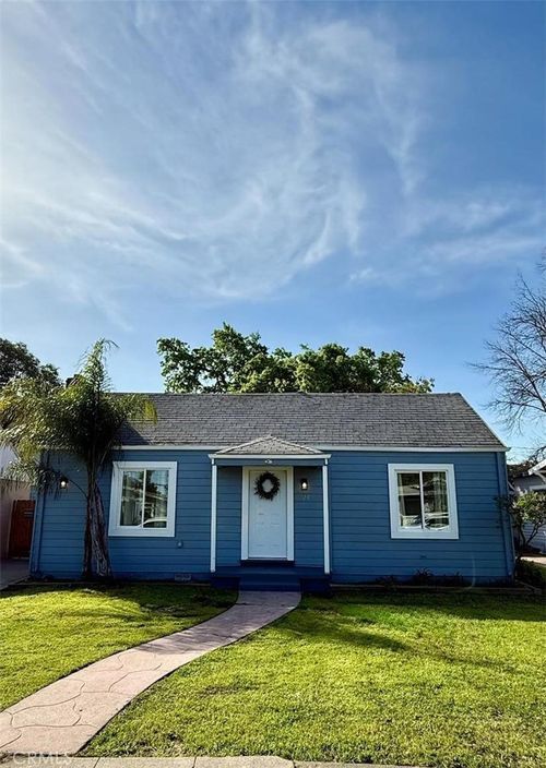 720 W Harding Way, Stockton, CA, 95204-5615 | Card Image