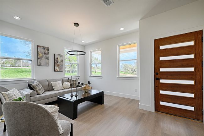 Extra living or dining | Image 5