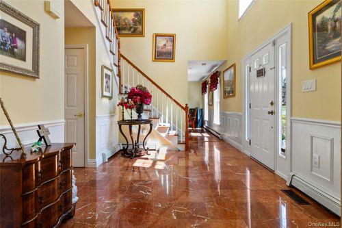 31 Farm Lake Ct, Carmel, NY, 10512-2226 | Card Image