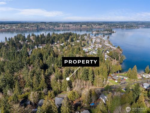 9821 Mariner Dr Nw, Olympia, WA, 98502-9715 | Card Image