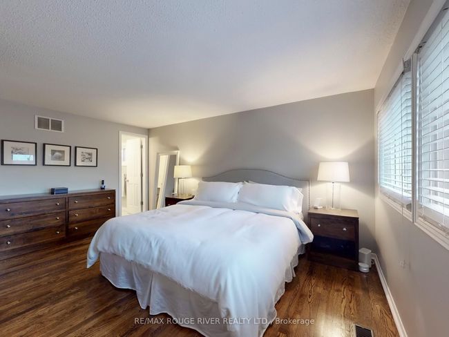 19 Panter Cres, House other with 4 bedrooms, 3 bathrooms and 4 parking in Ajax ON | Image 16